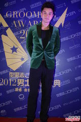 组图：贾乃亮当奶爸有难度 何洁谈释小龙超尴尬