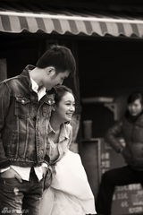 组图：程砚秋青春街拍 笑容明媚如沐春风