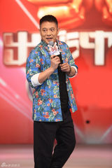 组图：李连杰患甲亢身材发福 蔡明上春晚痛苦