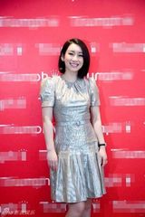 组图：秦海璐亮相展知性美 倡导都市女性新性感