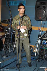 组图：余文乐台北探班张震岳 遭媒体围堵喊冤