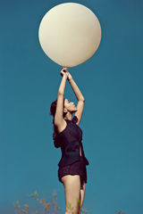 组图：人鱼公主施艳飞魔幻写真大气优雅