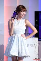 组图：郭雪芙与SJ希澈不避嫌 大呼对方是老公