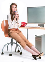 组图：日本模特宫田聪子示范89款秋季服饰搭配