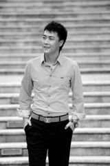 组图：乔大韦服饰写真玩起街头风