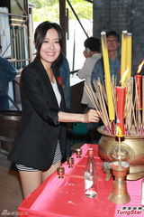 组图：马浚伟回TVB拍剧 与杨怡合演一对