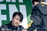 组图：韩星车胜元山中办签名会 与粉丝领略自然之美