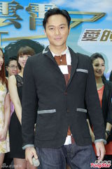 组图：《冲上云霄2》陈法拉献吻张智霖为其庆生