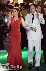 组图：釜山国际电影节众星云集 篮毯璀璨耀眼