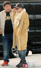 组图：EpikHigh与BigBang赴港参加MAMA颁奖礼