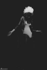 组图：尚雯婕尝试歌特音乐 魔幻复古造型曝光