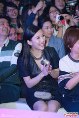 组图：张亮否认与林志颖不和 陈静骚事业线露底