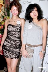 幻灯图：Angelababy将拍写真集 怕误会不送黄晓明