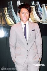 幻灯图：古天乐与吴君如扮夫妻 甜蜜恩爱无视陈可辛