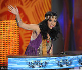 高清组图：凯蒂-佩里出席青少年选择奖变装搞怪