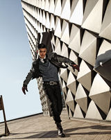 组图：宋珉宇发布夹克写真 时尚潮范十足