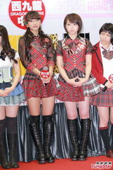 组图：AKB48在港开见面会 众成员大赞香港美食