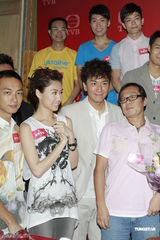 组图：胡杏儿马国明等助阵《恋爱季节》开机仪式