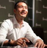 组图：黄晓明携手谢娜 体验伦敦时尚之旅