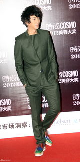 组图：ANGLEABABY孙俪金喜善等出席美容盛典