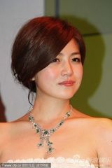 组图：戛纳影展台湾之夜派对 郑元畅陈妍希男才女貌