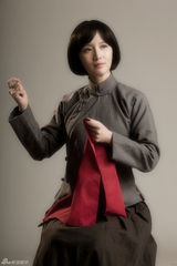 组图：《开天辟地》曝革命女性造型 巾帼不让须眉