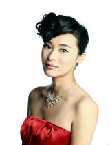 幻灯:蒙亭宜凭《八月十五》东京封后 私房照曝光