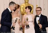 组图：奥斯卡后台-最佳男女主角配角开心合影