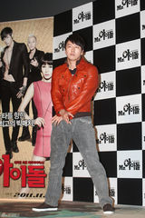 组图：韩片《偶像先生》试映 朴宰范池贤宇宣传