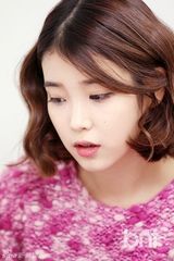 组图：张根硕IU《漂亮男人》幕后照独家揭秘