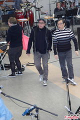 组图：谭咏麟挺好友曾志伟 称其“轻抚脸”却遭是非