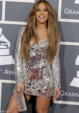 高清图：格莱美红毯 詹妮弗-洛佩兹迷你裙热辣