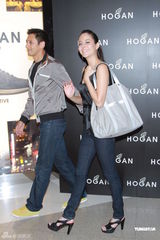 高清图：古天乐为新片学骑马 阿Sa(蔡卓妍)苏州自置厕所