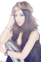 组图：林薇琪性感写真大秀身材