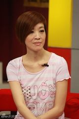 组图：陈珊妮聊新专辑 犀利称选秀不再纯粹