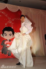 伴郎伴娘开场舞 (7)[52\/52]组图:沙溢穿婚纱变疯