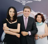 组图：董璇巧穿黑色风采夺人  英姿飒爽高贵优雅