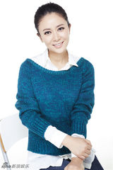 组图：张恒温馨写真温暖笑容点亮春日