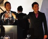 组图：李晨化身型男车模 展现男儿锋芒本色