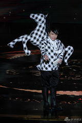 组图：蔡康永任金马颁奖主持 声音发抖显紧张