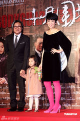 高清组图：《十月围城》台北首映 陈可辛全家走红毯