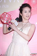 组图：林依晨亮相巧克力代言气质优雅