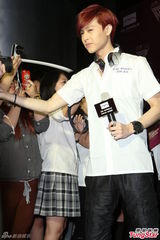 组图：王子被曝姐姐缘旺 绯闻女友杨丞琳躺枪