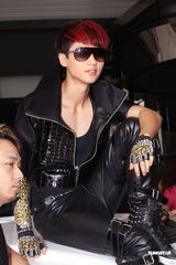 高清组图：魏晨新碟发布否认整容 前往医院乃体检