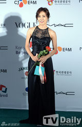 组图：釜山国际电影节众星云集 篮毯璀璨耀眼