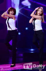 组图：第8届首尔电视颁奖礼 吴奇隆获人气奖