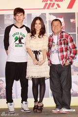 幻灯图：曾志伟贴钱为儿子站台 称陈志云不是坏人