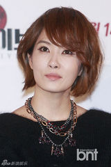 组图：《The Five》试映 金宣儿露背李清儿秀腿