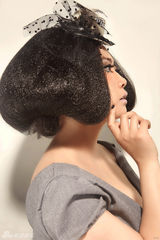 幻灯图：芙蓉姐姐最新写真 露乳沟挑战Gaga