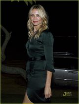 幻灯图集：《危情谍战》巴西首映 克鲁斯玩呜呜祖拉